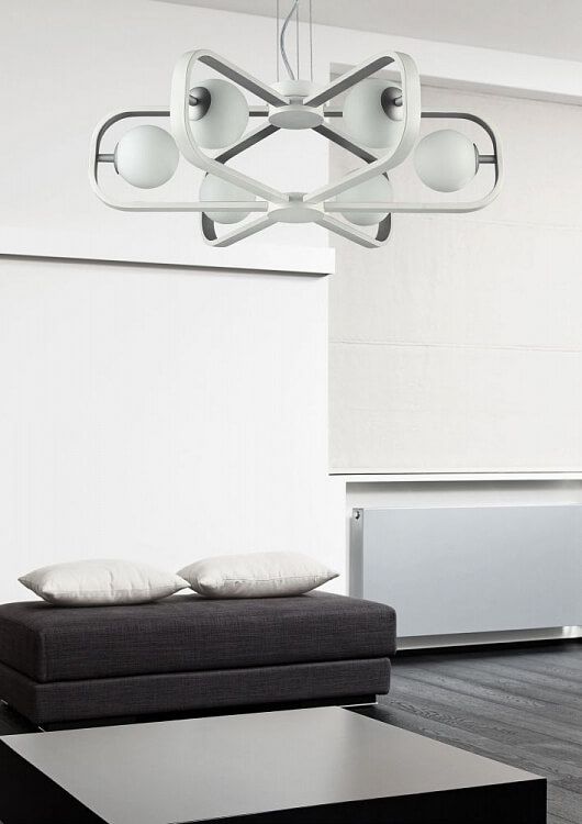 futurystyczny żyrandol inspirowany kosmosem, biały - aranżacja nowoczesny salon