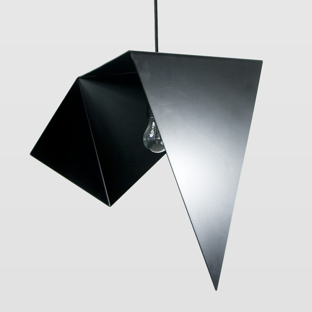 oryginalna lampa wisząca, czarna, metalowa