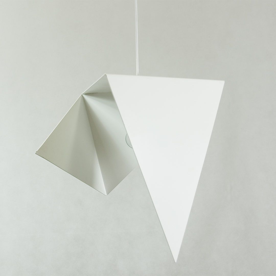 nowoczesna lampa wisząca, biały metal