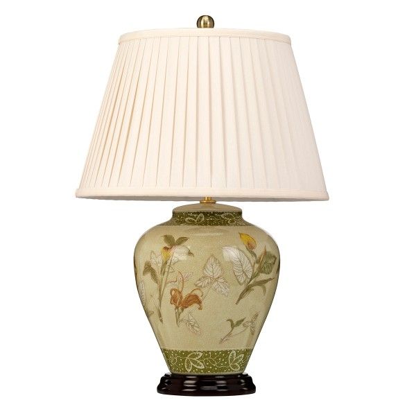 klasyczna lampa stołowa z plisowanym abażurem
