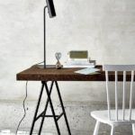 Czarna lampka stołowa na biurko w salonie - MIB 6