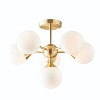 lampa sufitowa złota z mlecznymi kloszami