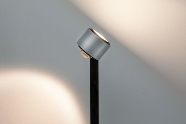 lampa podłogowa LED srebrno-czarna