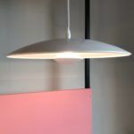 płaska lampa minimalistyczna nad stół