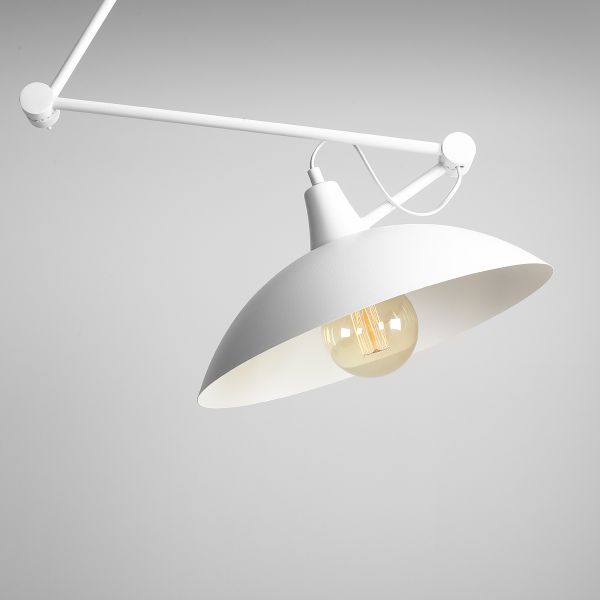 biała geometryczna lampa z otwartym kloszem