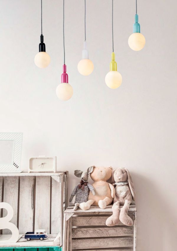 kolorowe lampy wiszące do pokoju dziecka