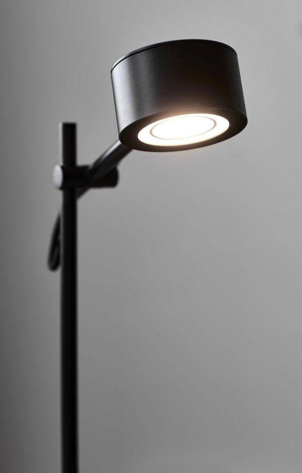 nowoczesna lampa biurkowa led czarna