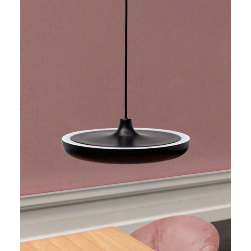 nowoczesna lampa wisząca nad stół