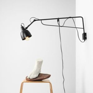 Czarna lampa ścienna Soho Long - regulacja wysięgnika