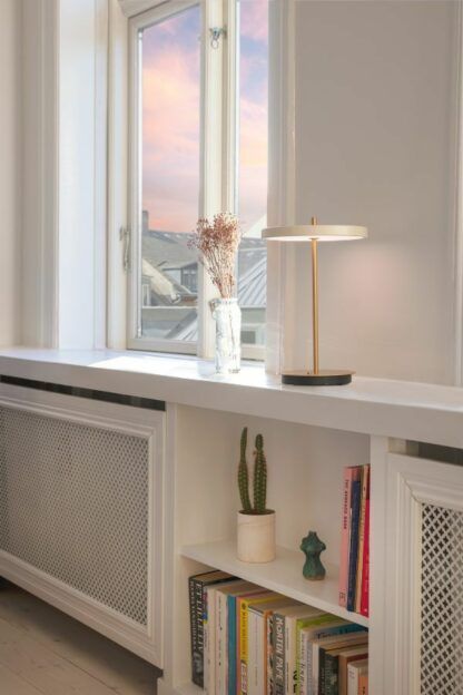 Lampa stołowa do salonu w stylu retro