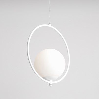 nowoczesna biała lampa wisząca do kuchni