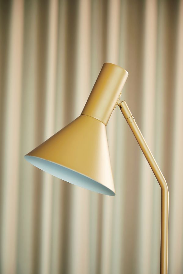 lampa podłogowa musztardowa regulowana