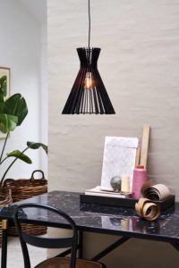 SALE! Czarna lampa wisząca Groa - Nordlux, ażurowy, drewniany klosz