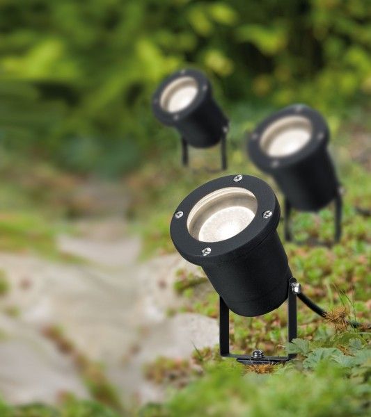 reflektory ogrodowe na trawnik