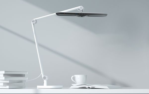 biała lampa biurkowa smart