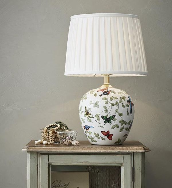 ceramiczna lampa stołowa z abażurem