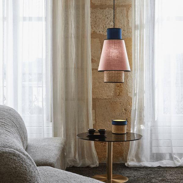 Stylowa lampa do salonu w stylu skandynawskim