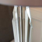 Oryginalna podstawa lampy stołowej transparentna