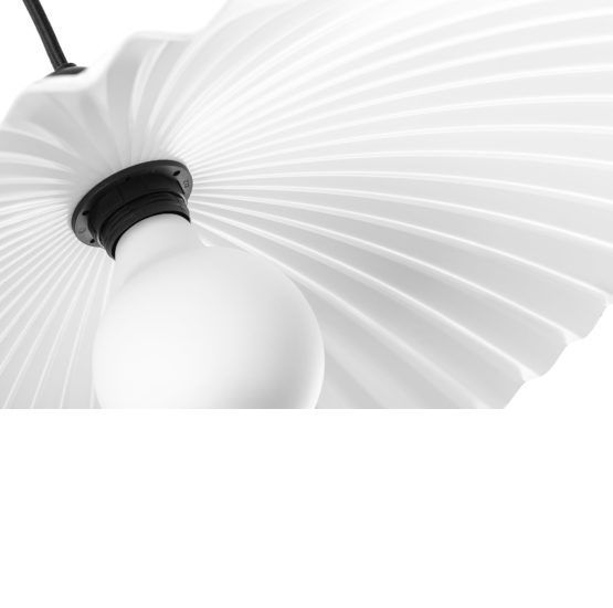 Lampa z podwójnym kloszem w kolorze białym
