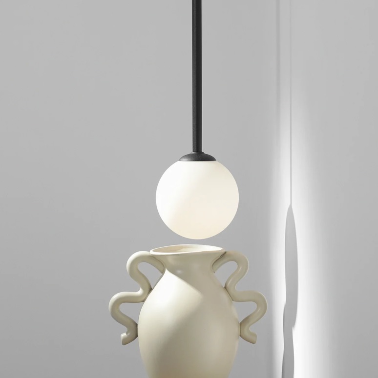 Lampa ścienna kula Pinne - czarna