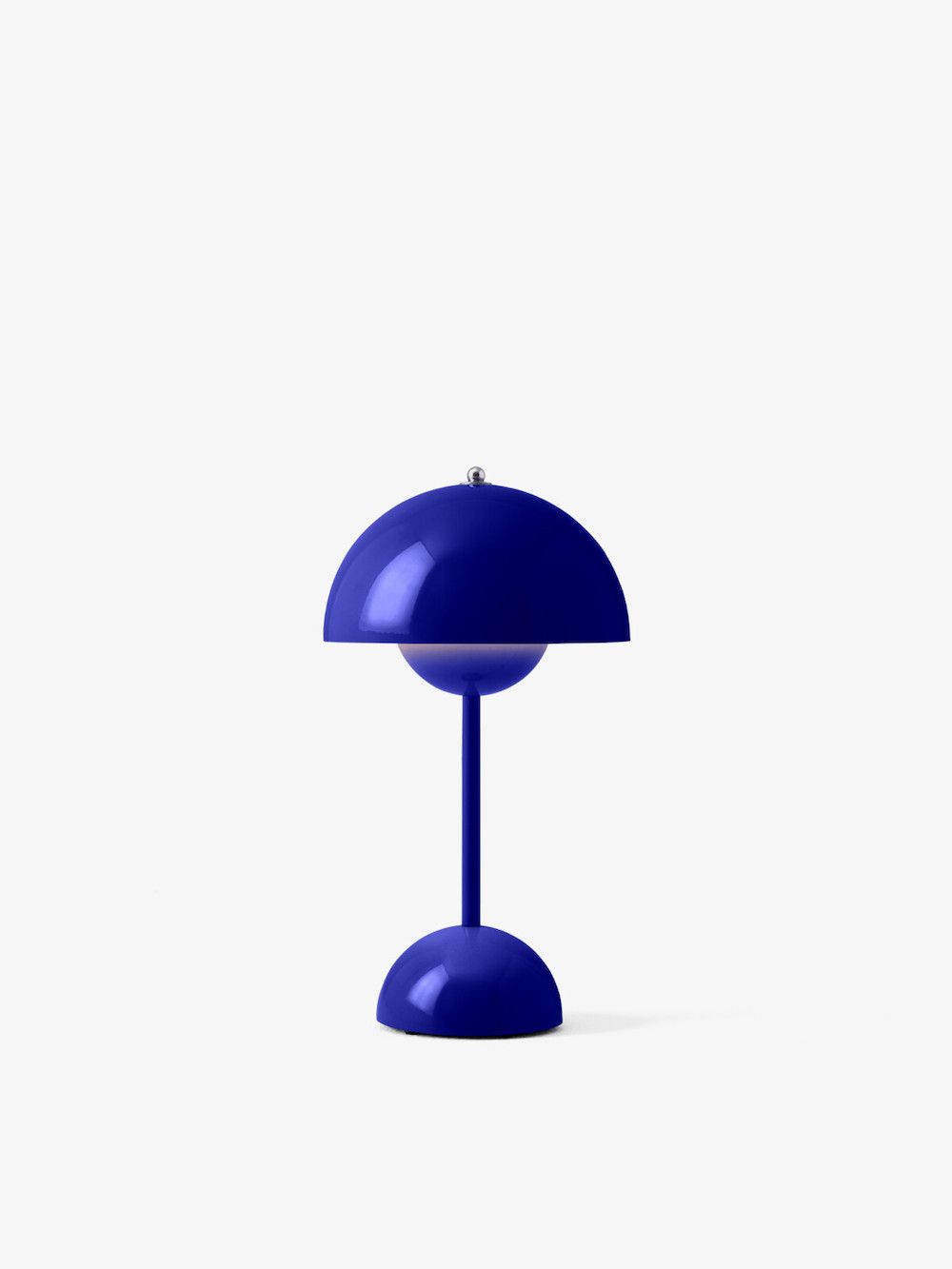 Mała lampa w kolorze ciemnym niebieskim