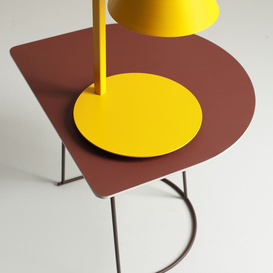 Podstawa żółta lampy stołowej