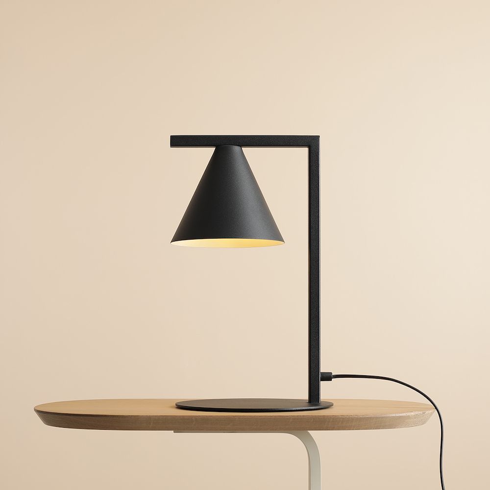 Czarna nowoczesna lampa biurkowa - loft