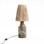 Piękna lampa stołowa z abażurem boho