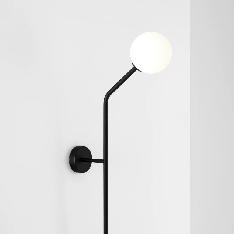 Czarny kinkiet Pure vertical - 2 szklane kule