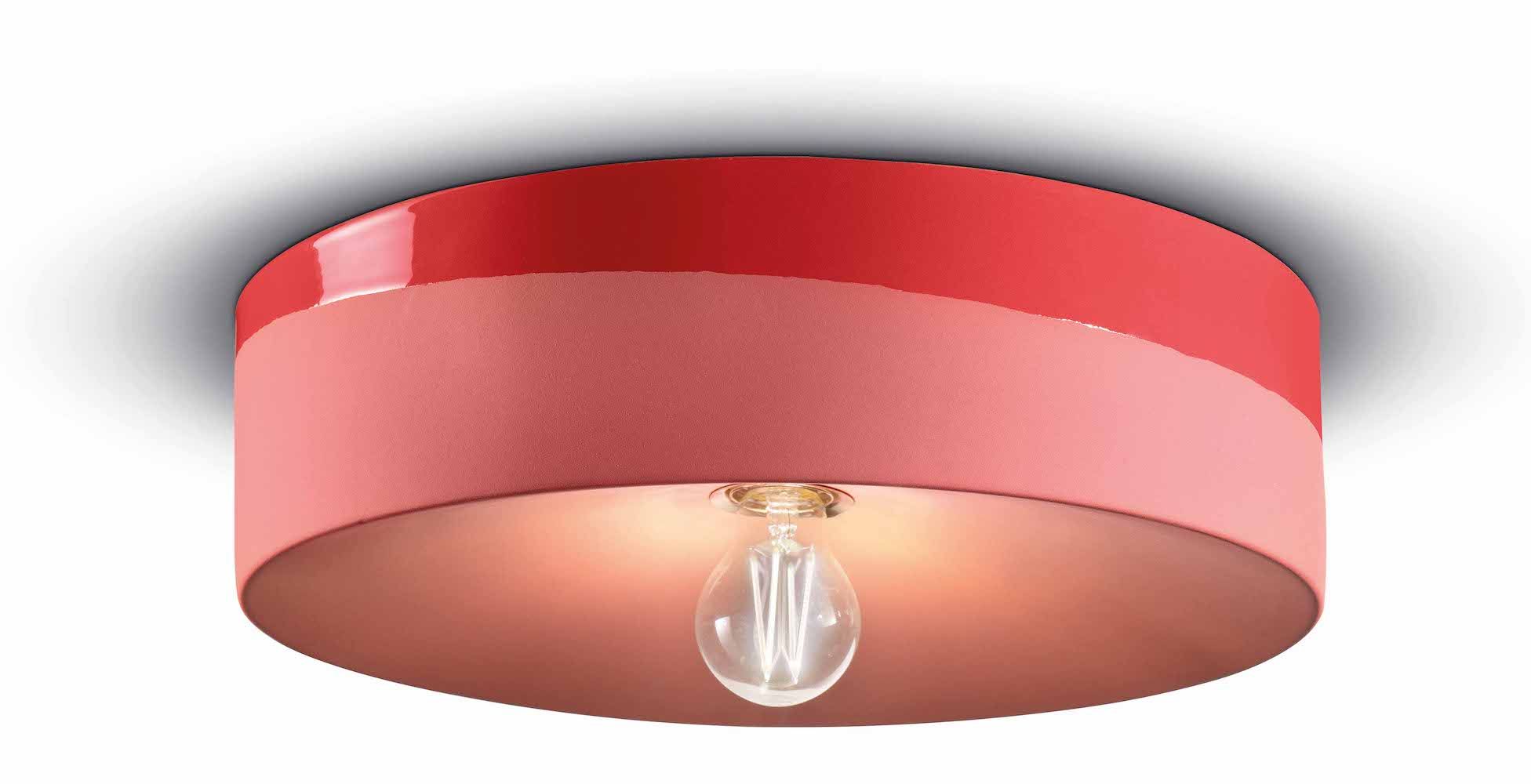 Czerwono różowa lampa sufitowa typu plafon