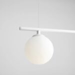 Biała podłużna lampa wisząca Beryl - 3 szklane kule - 1