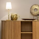 Złota lampa stołowa do salonu Austin - matowa