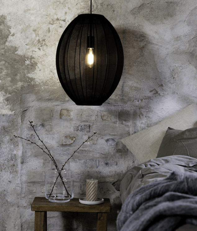 Czarna lampa wisząca z siatki do sypialni Florence 40