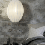 Lampa wisząca z siateczki nad szafkę w sypialni Florence 40
