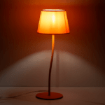 Pomarańczowa lampka nocna do sypialni Nicola