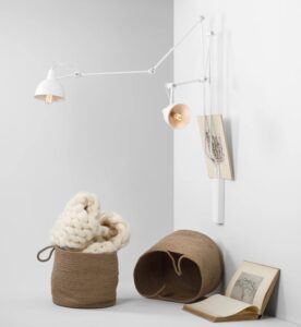 Designerska lampa ścienna Aida - dwa regulowane ramiona