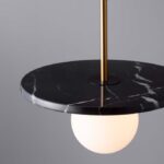 Lampa wisząca z czarnego marmuru Kivra - elegancka
