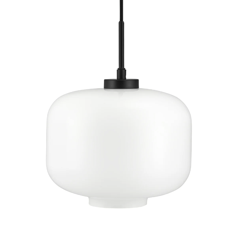 Czarna lampa wisząca Arp D30 - opalowe szkło