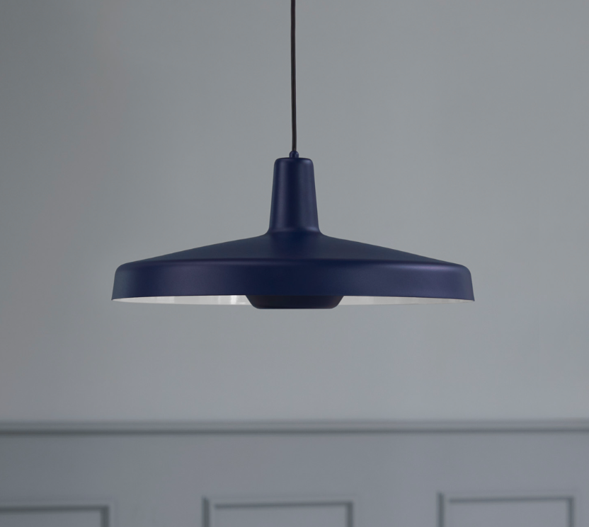 Niebieska lampa wisząca Arigato Large - duński design