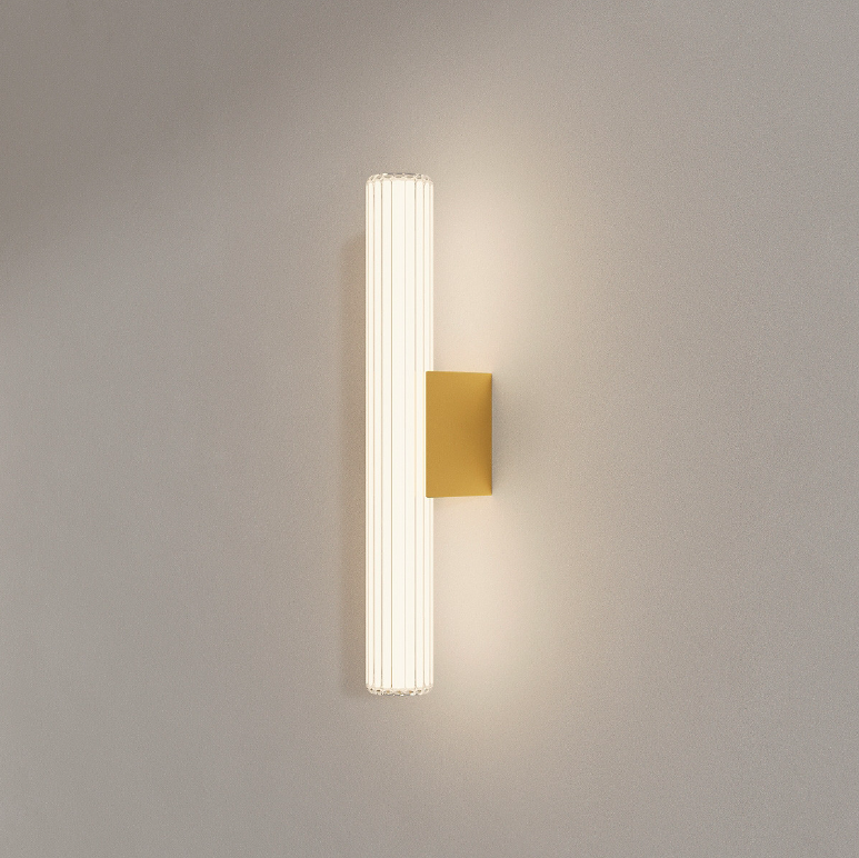 Złoty kinkiet nad lustro IP44 Linea LED - szklana tuba 45cm