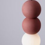 Betonowa lampa wisząca StoneBall 2 - czerwone kule