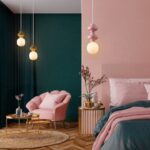 Różowa lampa wisząca do sypialni Colorella 2 - szklana