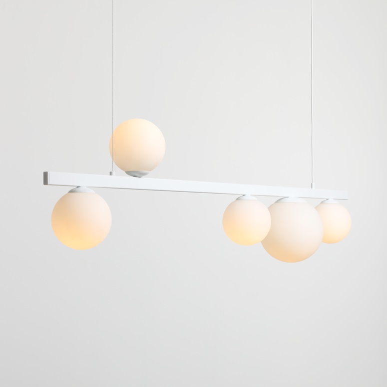 Biała lampa wisząca do jadalni Garda 5 - szklane kule