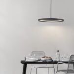 Czarna lampa wisząca Neru LED - płaska nad stół