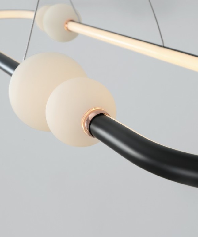 Czarna lampa wisząca Xalume LED