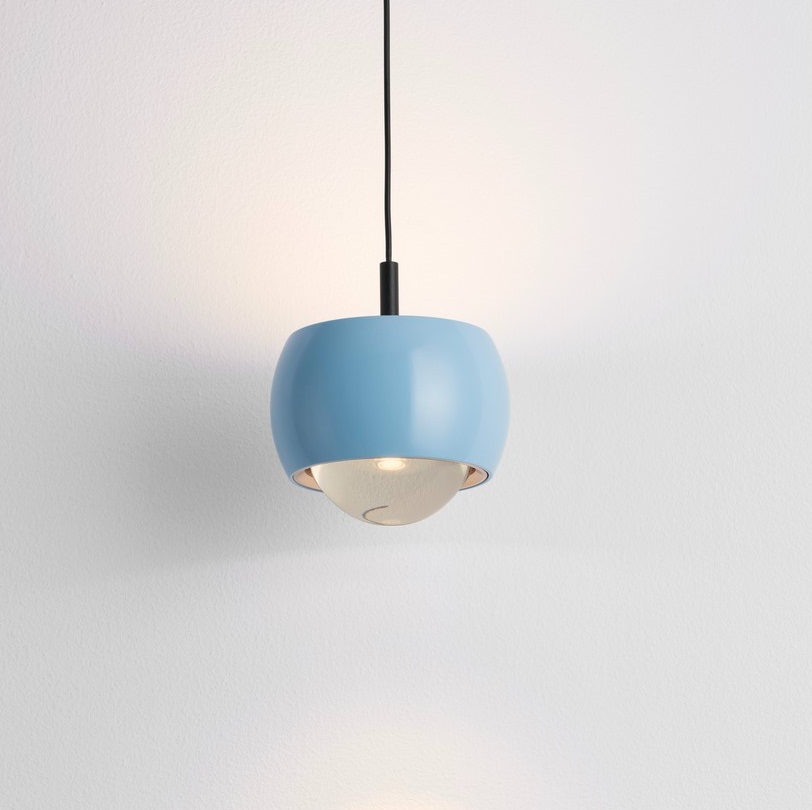Niebieska lampa wisząca Softlin - pastelowa kulka