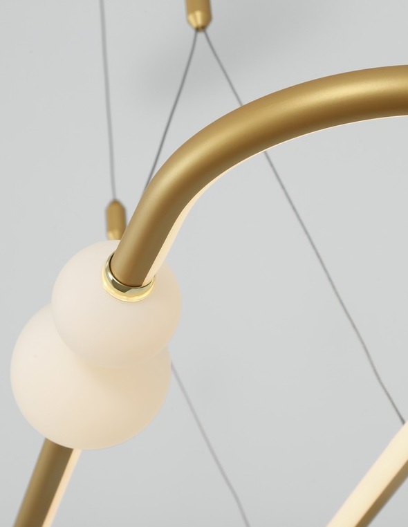 Złota lampa wisząca na pilota Xalume