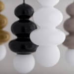 Lampy wiszące z ozdobnymi szklanymi kamieniami - Orlando Plus