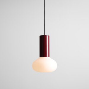 Czerwona lampa wisząca nad wyspę Flo Ruby 19 - szklana