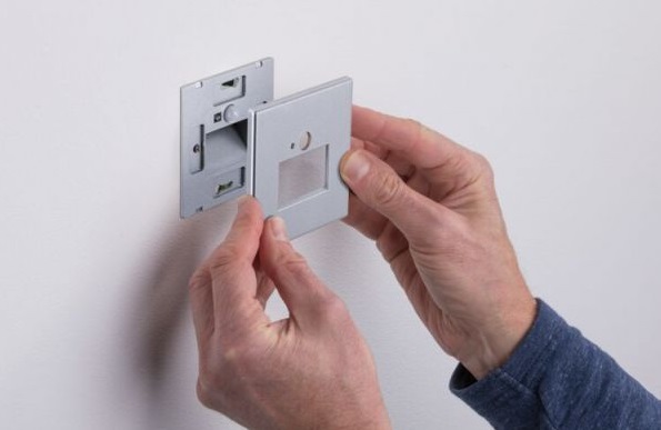 Oprawa przyschodowa z czujnikiem ruchu EDGE LED 1,2W